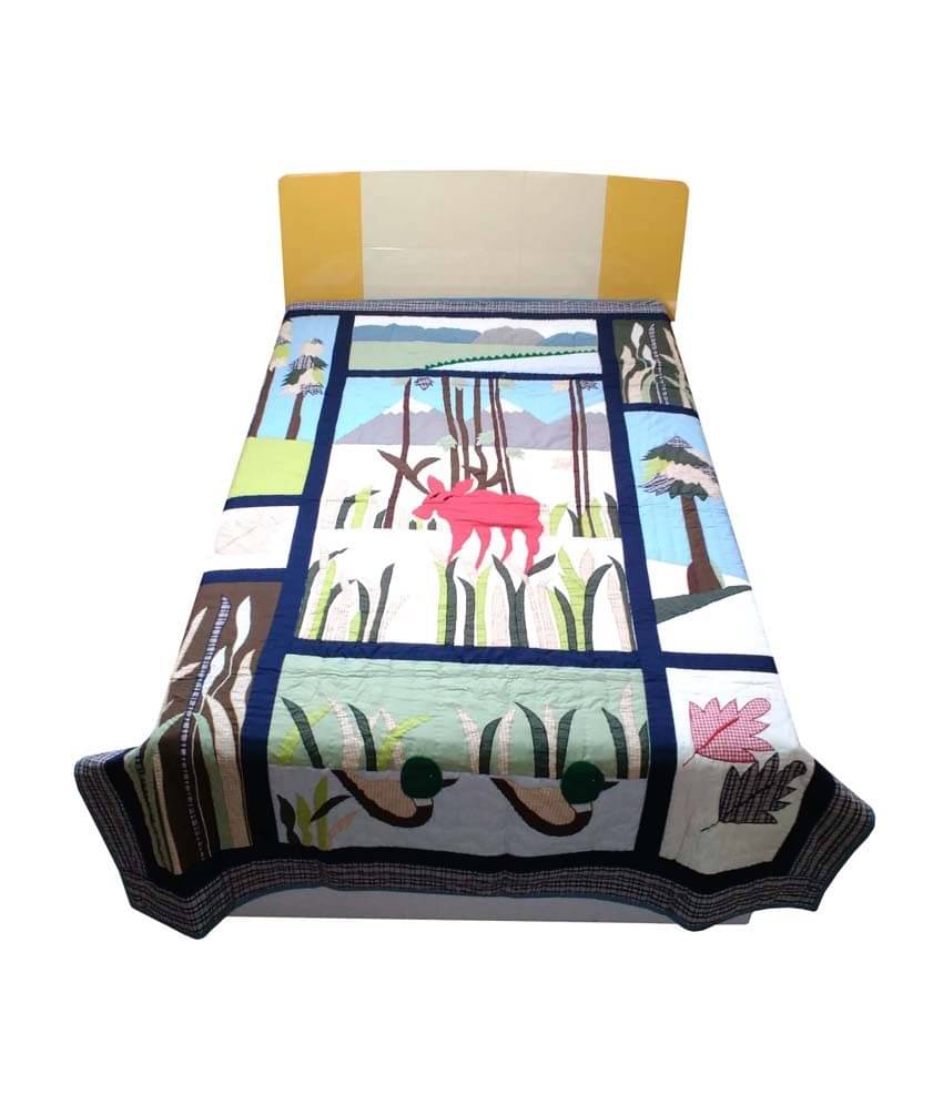 Hugs'n'Rugs Single Cotton Multi Embroidery Comforter Hugs'n'Rugs Single Cotton Multi Embroidery Comforter