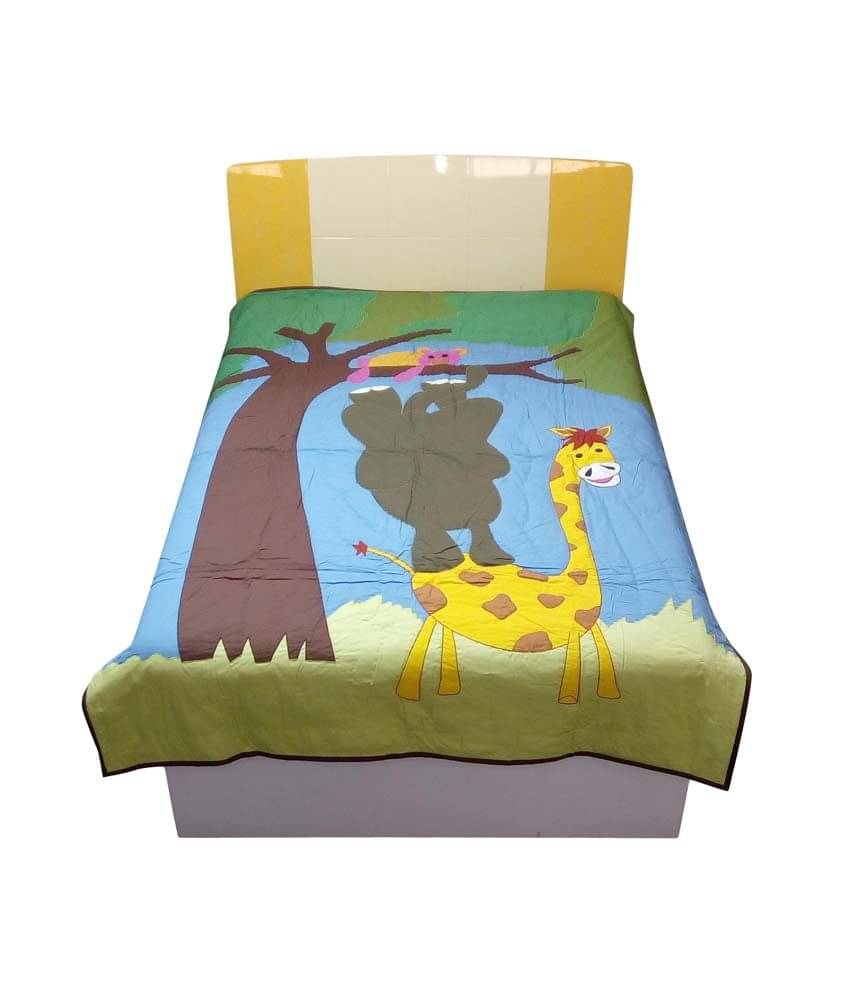 Hugs'n'Rugs Single Cotton Multi Embroidery Comforter for Kids Bedroom     			Hugs'n'Rugs Single Cotton Multi Embroidery Comforter for Kids Bedroom