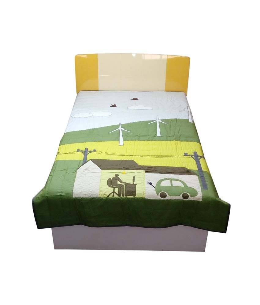 Hugs'n'Rugs Queen Cotton Multi Embroidery Comforter     			Hugs'n'Rugs Queen Cotton Multi Embroidery Comforter