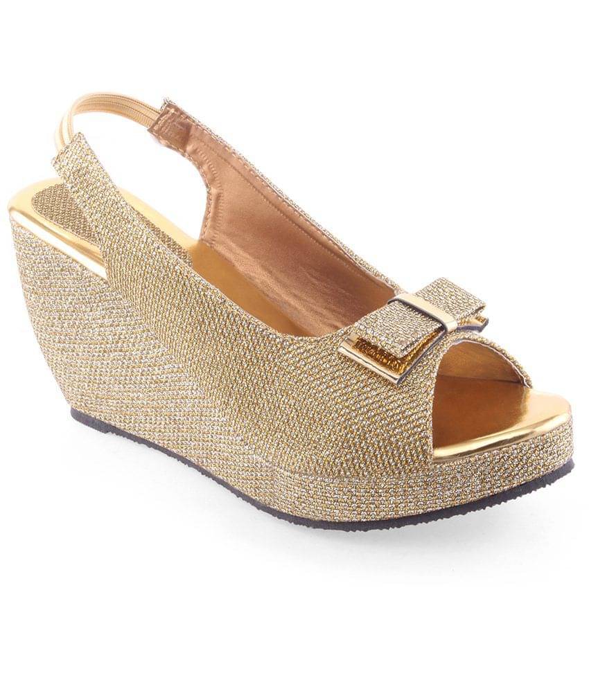 Shoe Lab Gold Wedges Heels Shoe Lab Gold Wedges Heels