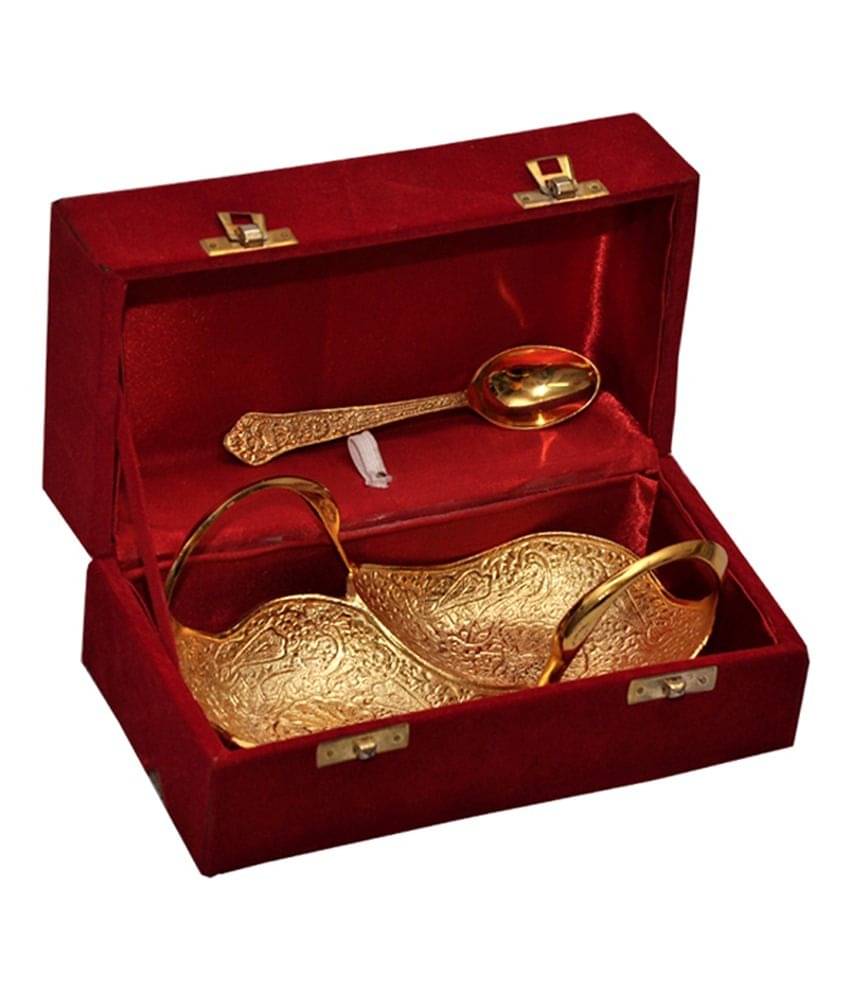 Rangsthali Home Decorative Gold & Silver Plated Brass Bowl & Tray - Set Of 5 Rangsthali Home Decorative Gold & Silver Plated Brass Bowl & Tray - Set Of 5