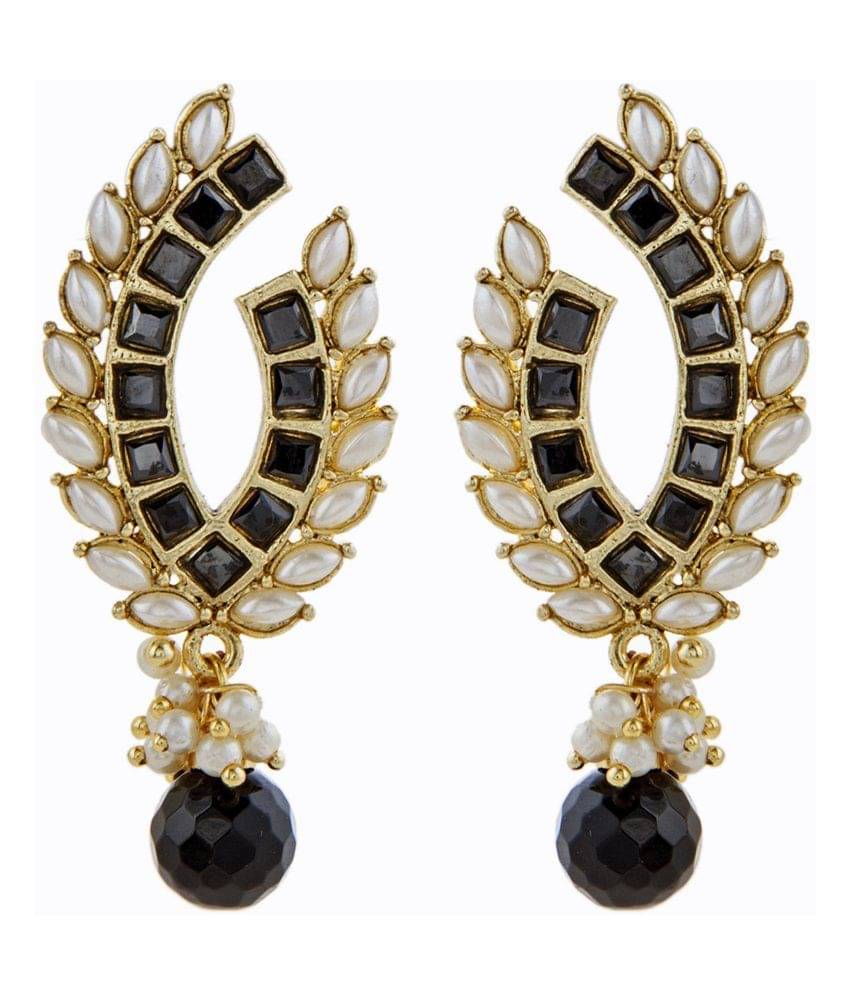     			The Jewelbox Black Baguette Pearl Gold Plated Traditional Designer Earring