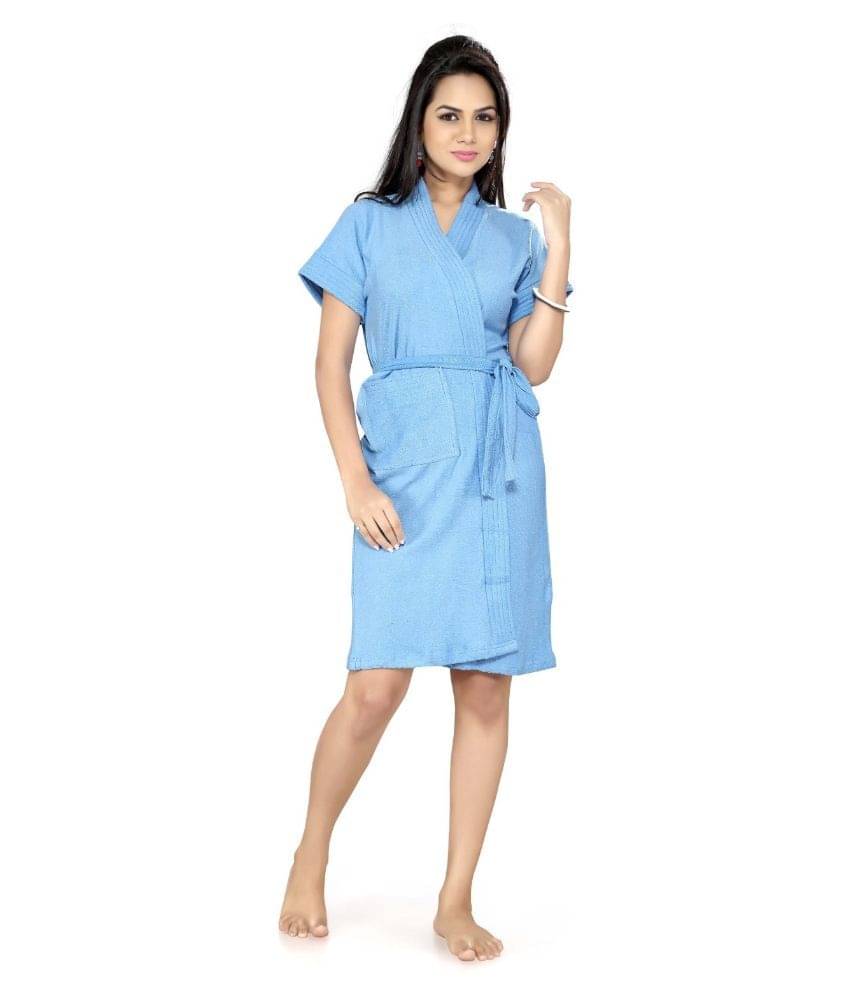     			FeelBlue Blue Plain Cotton Bathrobe