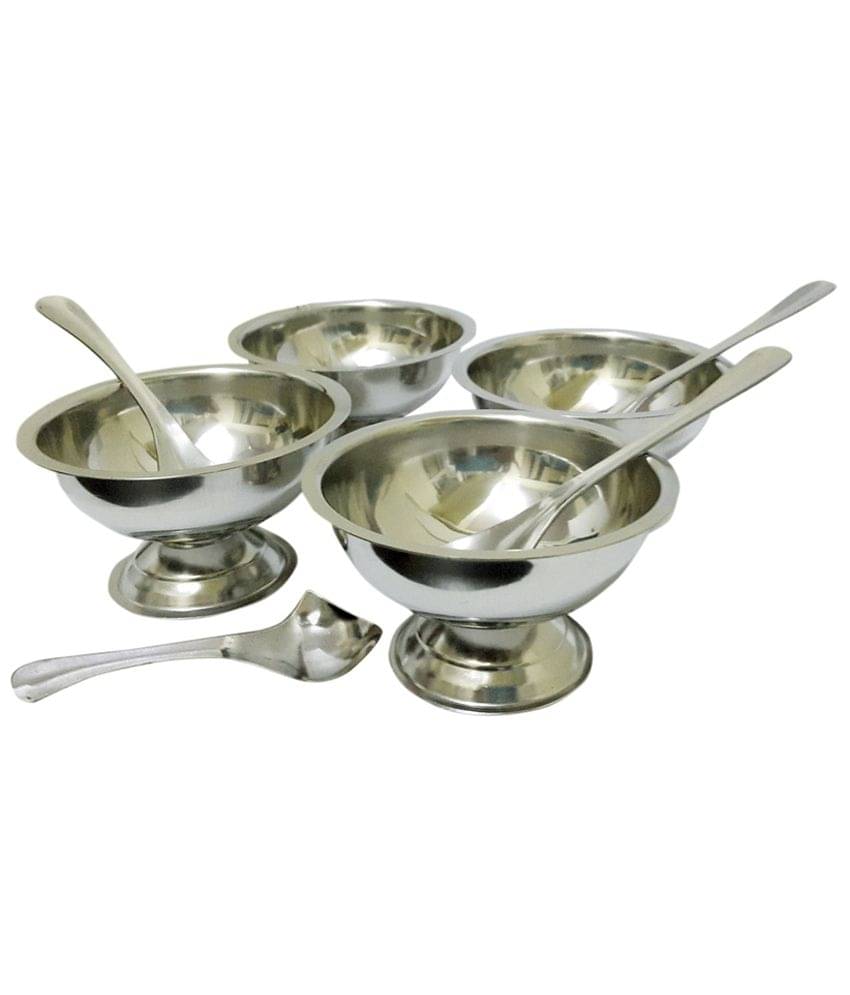 Dynore Stainless Steel 4 Ice Cream Cups With 4 Ice Cream Spoons - Set Of 8     			Dynore Stainless Steel 4 Ice Cream Cups With 4 Ice Cream Spoons - Set Of 8