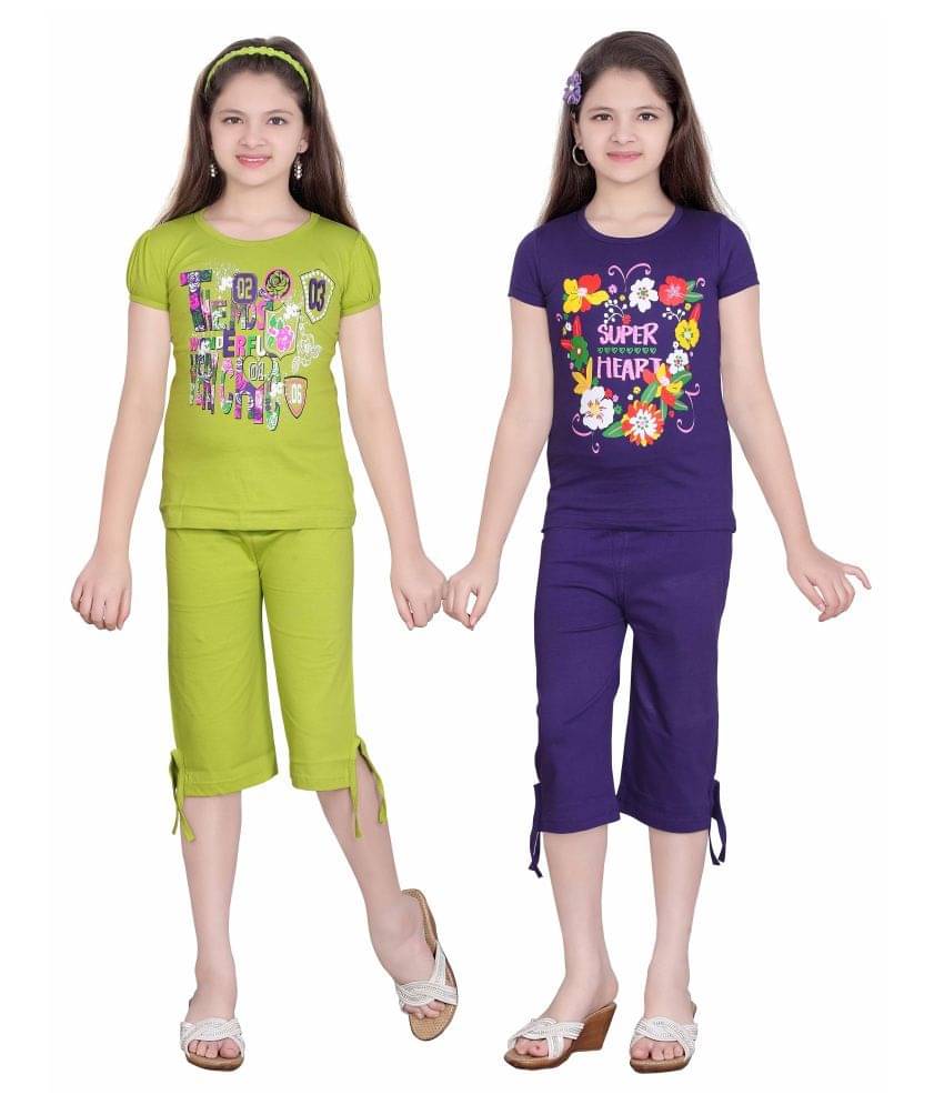     			Sini Mini Pack of 2 Girls 100% Cotton Top With Capris ( Multi )