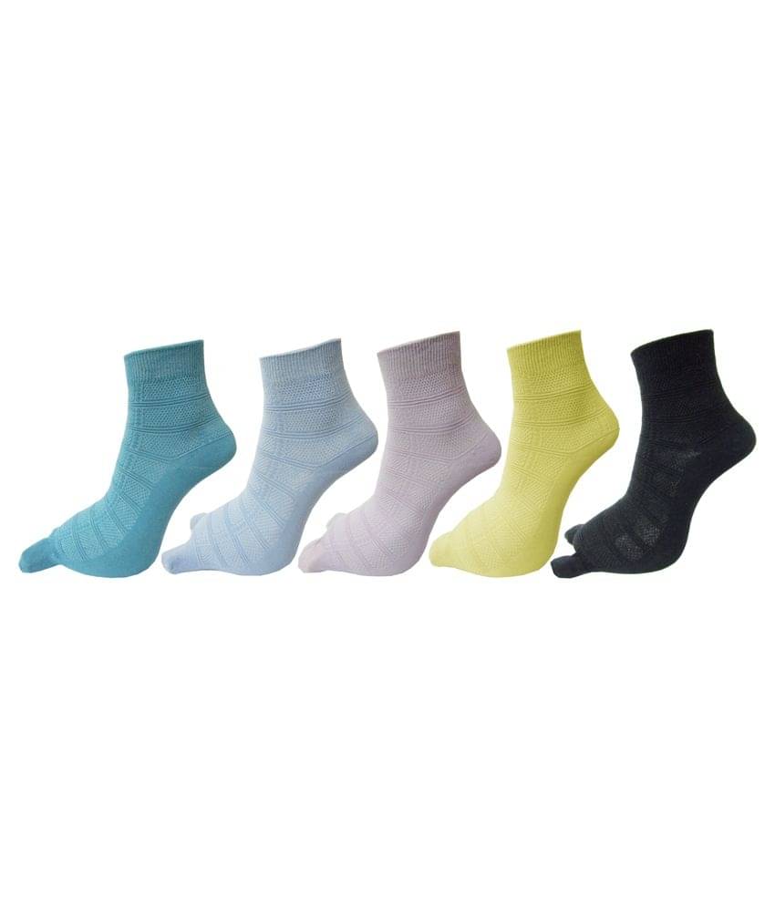 Rc. Royal Self Design Cotton Ankle Thumb Women's Winter Socks In Assorted Colors (Pack of 5) Rc. Royal Self Design Cotton Ankle Thumb Women's Winter Socks In Assorted Colors (Pack of 5)