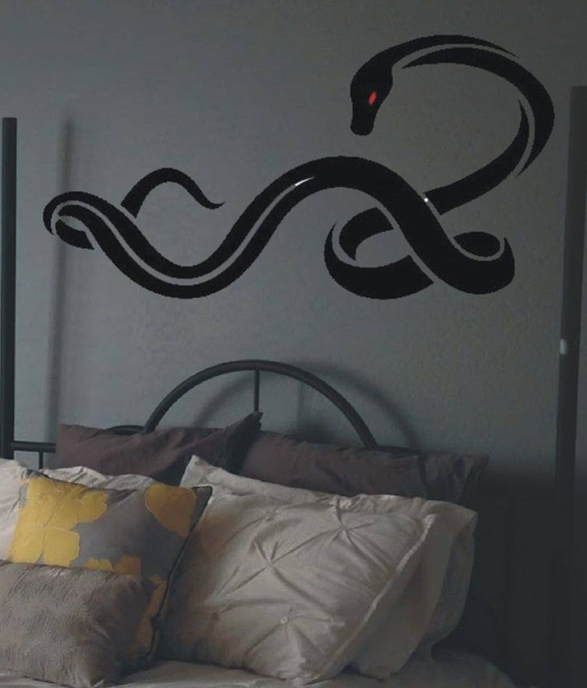     			Decor Villa Black Snake Wall Sticker