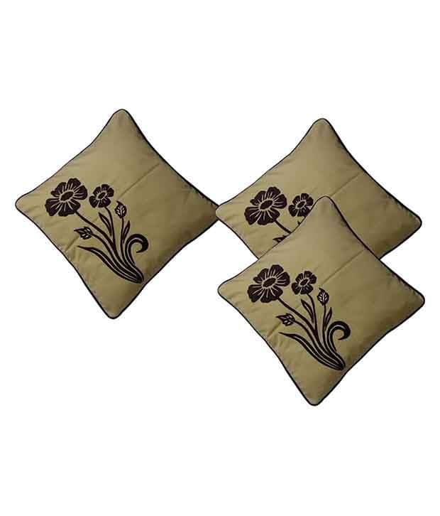 Hugs'n'Rugs Golden Cotton Cushion Covers - Set Of 3 Hugs'n'Rugs Golden Cotton Cushion Covers - Set Of 3