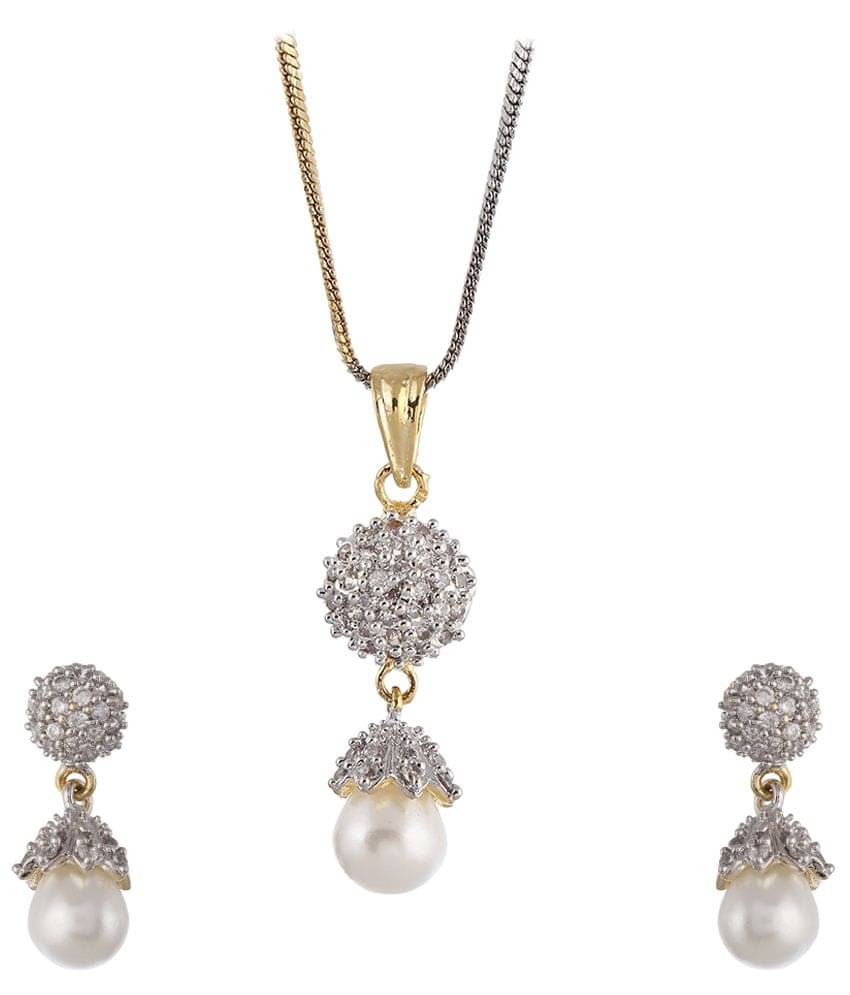     			Zeneme Alloy Gold Plating American diamonds Studded White Coloured Pendant set