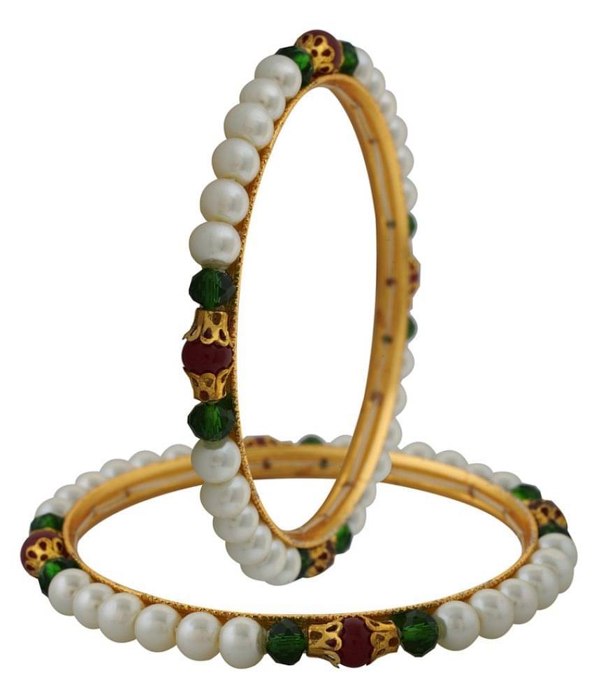 VISHAKAPEARLSANDJEWELLERS Pearl Bangle Set VISHAKAPEARLSANDJEWELLERS Pearl Bangle Set