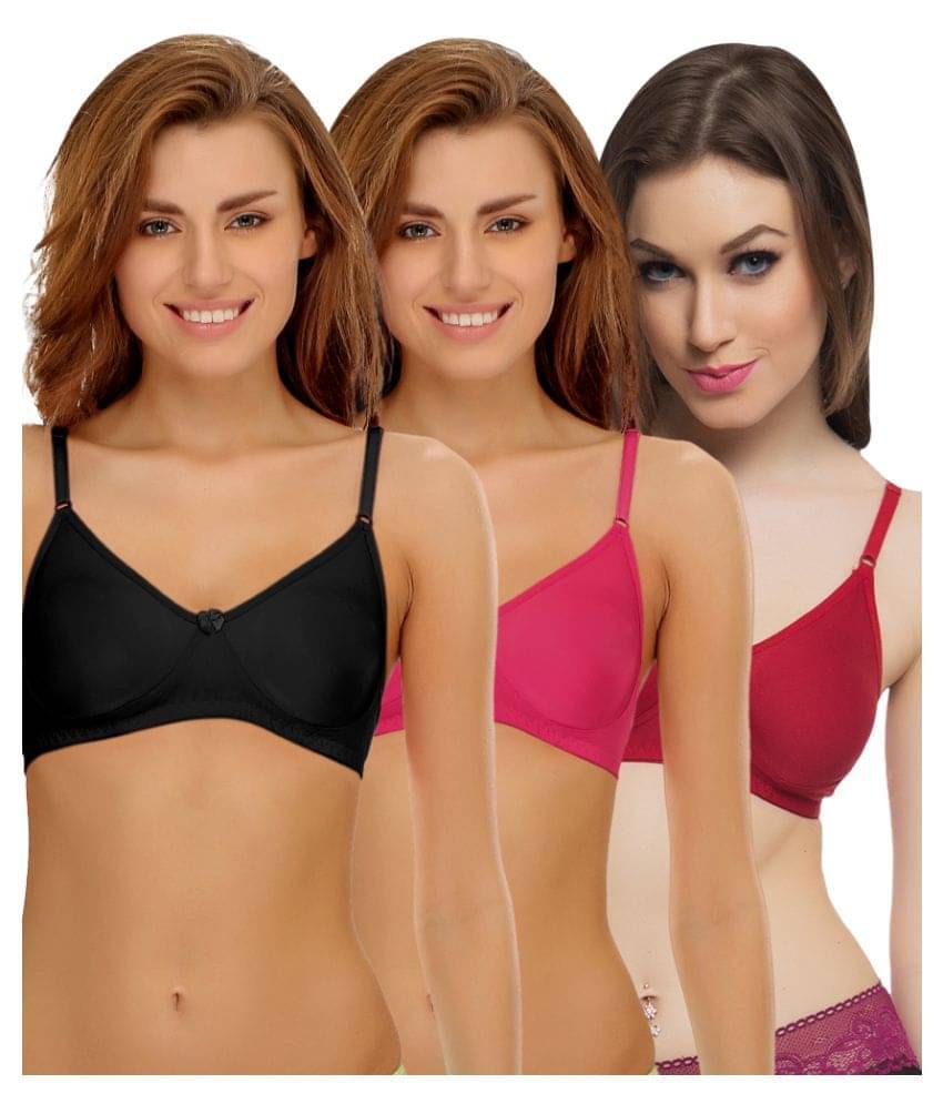 Clovia Poly Cotton T-Shirt/ Seamless Bra Clovia Poly Cotton T-Shirt/ Seamless Bra