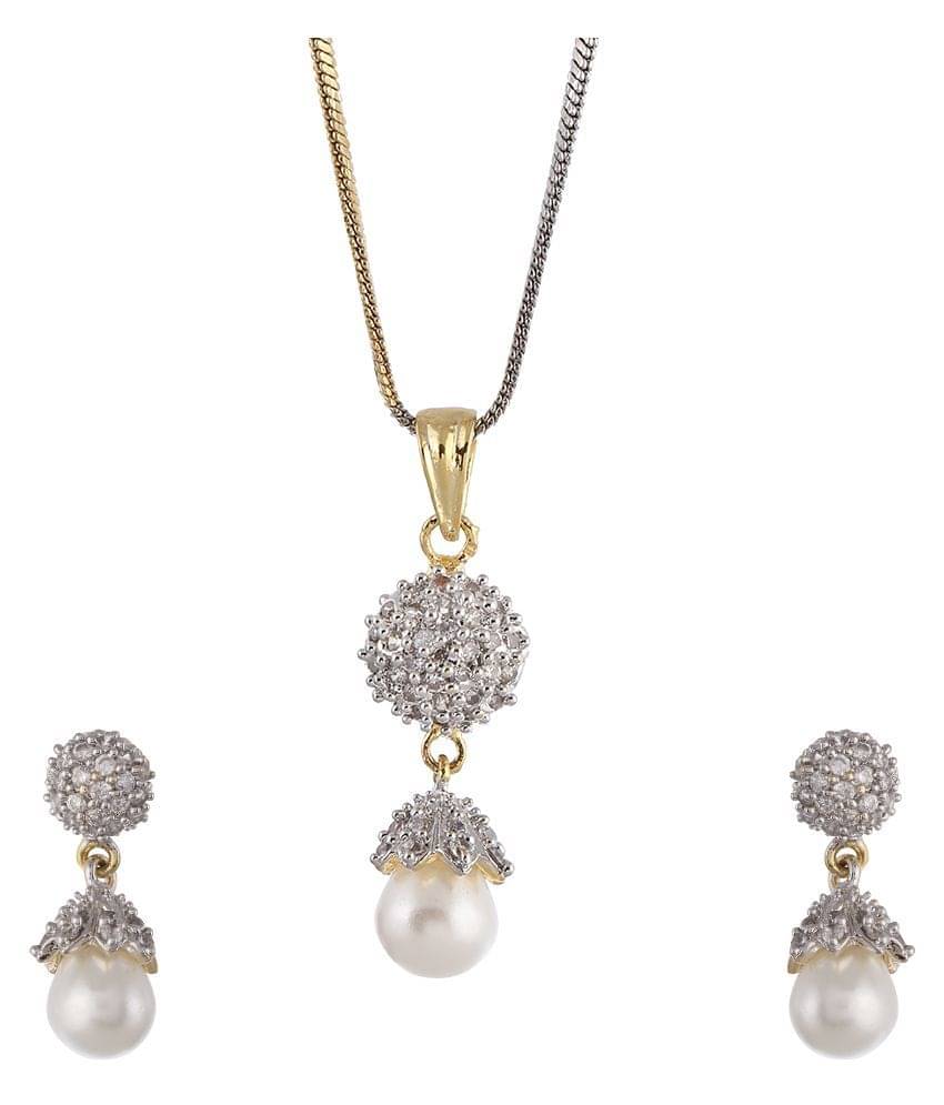     			Zeneme White Pendant Set