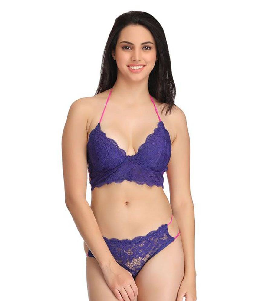     			Clovia Net/Mesh Plunge Bra