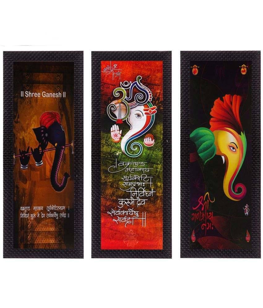 eCraftIndia Set of 3 Red & Green Lord Ganesha Satin Matt Texture UV Wall Art     			eCraftIndia Set of 3 Red & Green Lord Ganesha Satin Matt Texture UV Wall Art