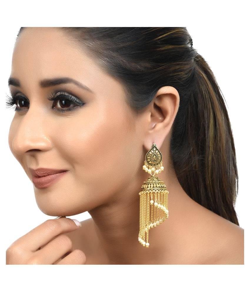     			Priyaasi - Golden Jhumki Earrings ( Pack of 1 )