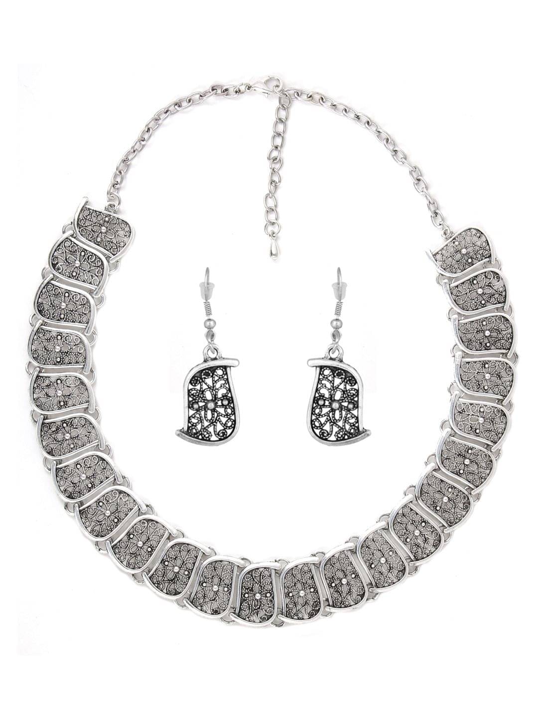     			The Jewelbox Traditional S Flower Flower Shape Oxidised German Silver Silver Brass Choker Necklace Earring Set Girl Women