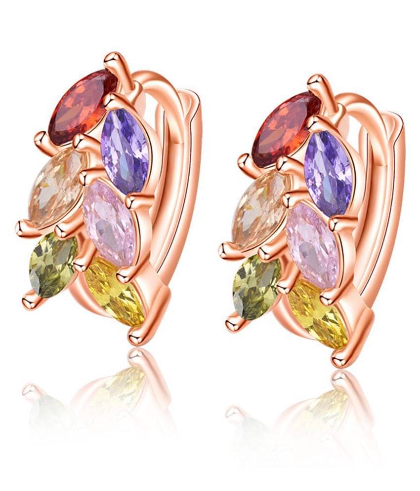 Sukkhi Crystals from Swarovski Stud Gold Plated Floral Earring for Women and Girls     			Sukkhi Crystals from Swarovski Stud Gold Plated Floral Earring for Women and Girls