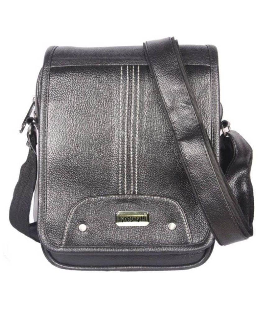     			Goodwin Black Leather Office Messenger Bag
