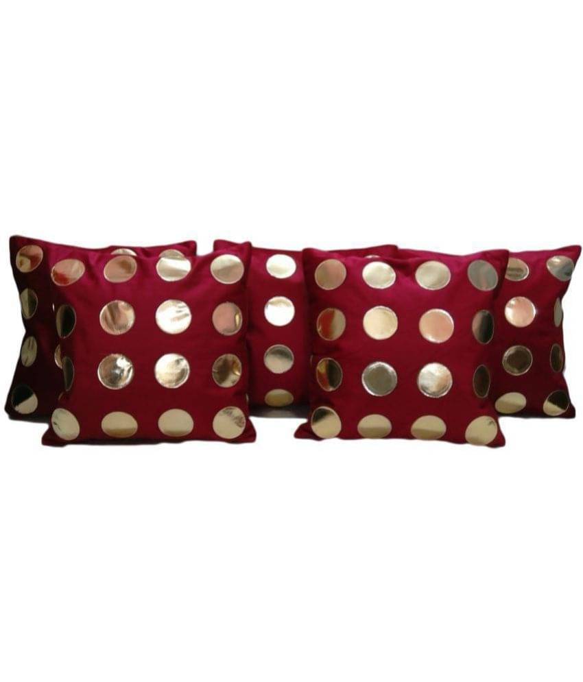 Color Expressions Set of 5 Velvet Cushion Covers 40X40 cm (16X16) Color Expressions Set of 5 Velvet Cushion Covers 40X40 cm (16X16)