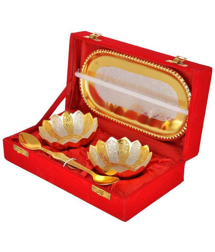 Indicraftsvilla Brass Gold/Silver Plated Gift Item Gold - Pack of 1 Indicraftsvilla Brass Gold/Silver Plated Gift Item Gold - Pack of 1
