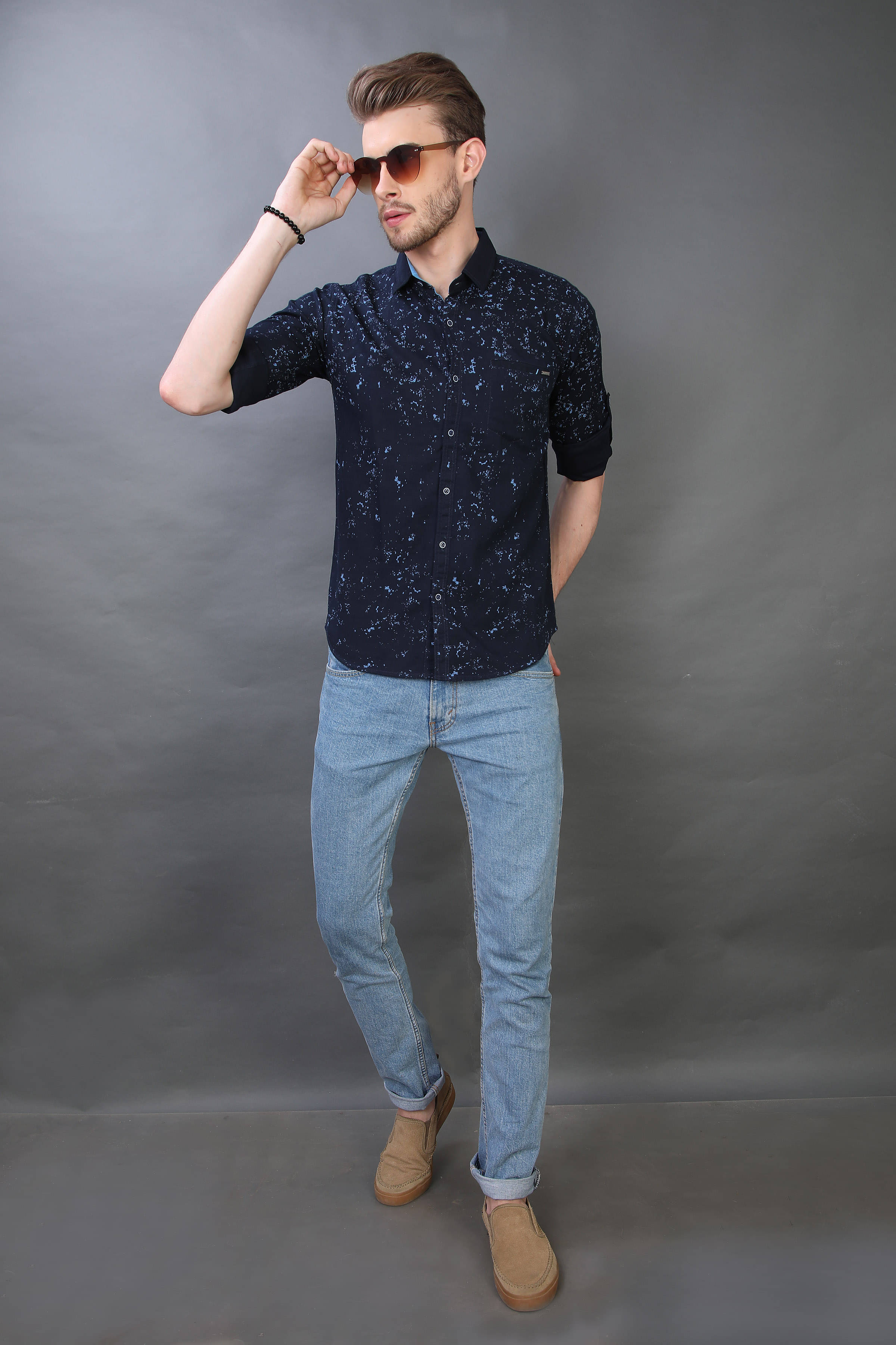 Carbone 100 Percent Cotton Blue Prints Shirt Carbone 100 Percent Cotton Blue Prints Shirt