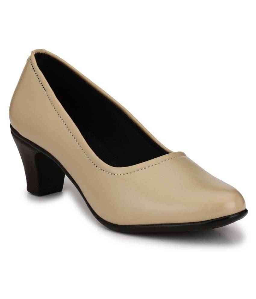     			Rimezs - Beige Women's Pumps Heels