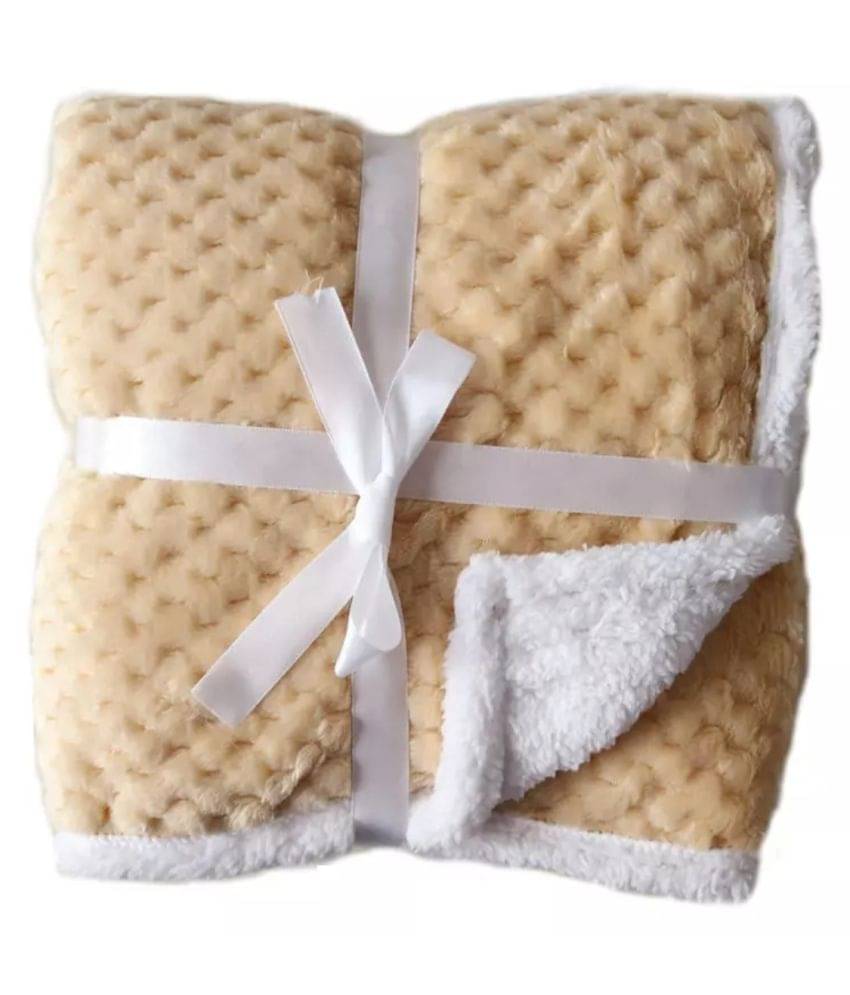     			Brandonn - Beige Flannel Baby Quilt (Pack of 1)