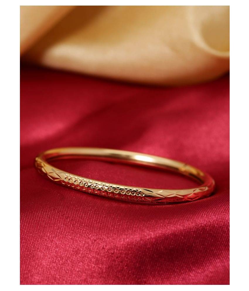 Priyaasi - Gold Bracelet (Pack of 1) Priyaasi - Gold Bracelet (Pack of 1)