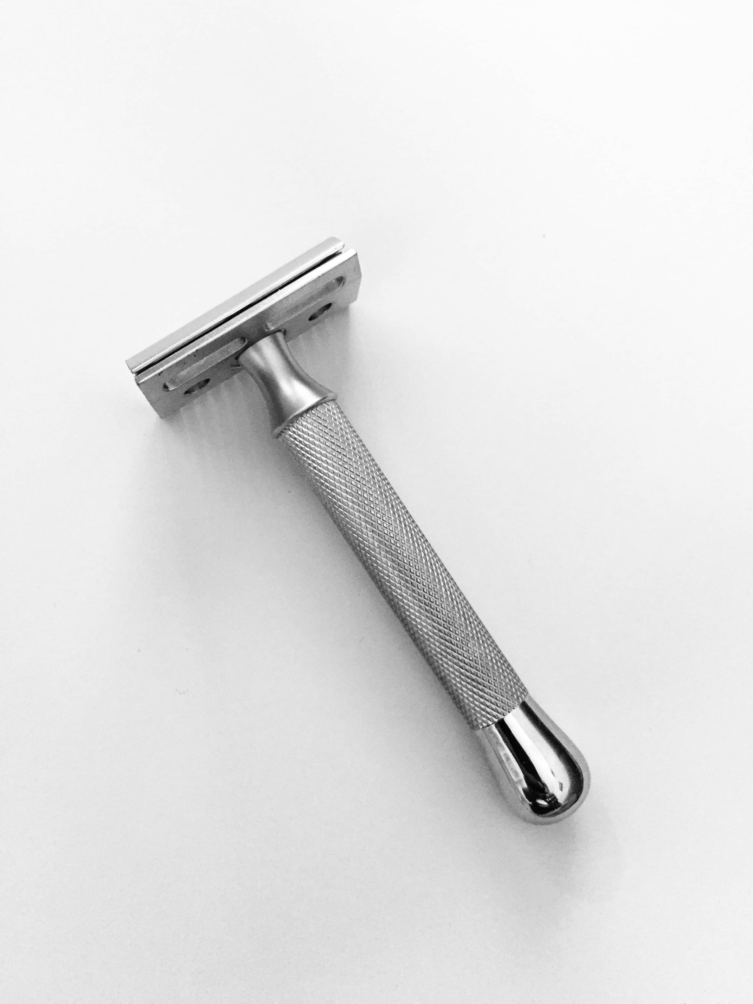 Romer-7 De MATT Premium Finish Hybrid Head Safety Razor + SS Blade Safety Razor Double Edge 1 Romer-7 De MATT Premium Finish Hybrid Head Safety Razor + SS Blade Safety Razor Double Edge 1