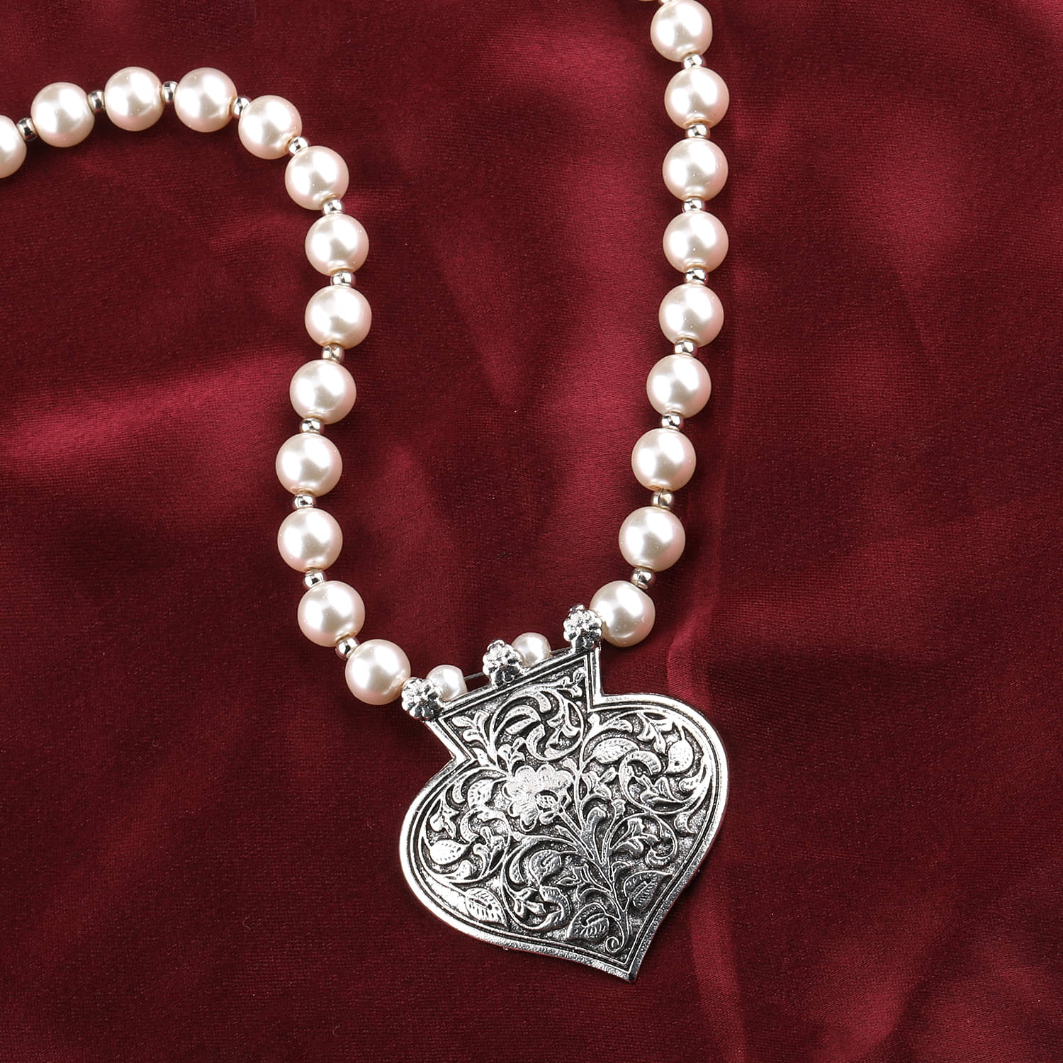     			SILVERSHINE silverplated Designer Traditional Spade Shape pendant Long Pearl Necklace set for women Jewellery set