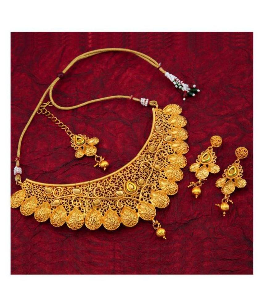 Sukkhi Alloy Golden Choker Traditional 18kt Gold Plated Necklaces Set Sukkhi Alloy Golden Choker Traditional 18kt Gold Plated Necklaces Set