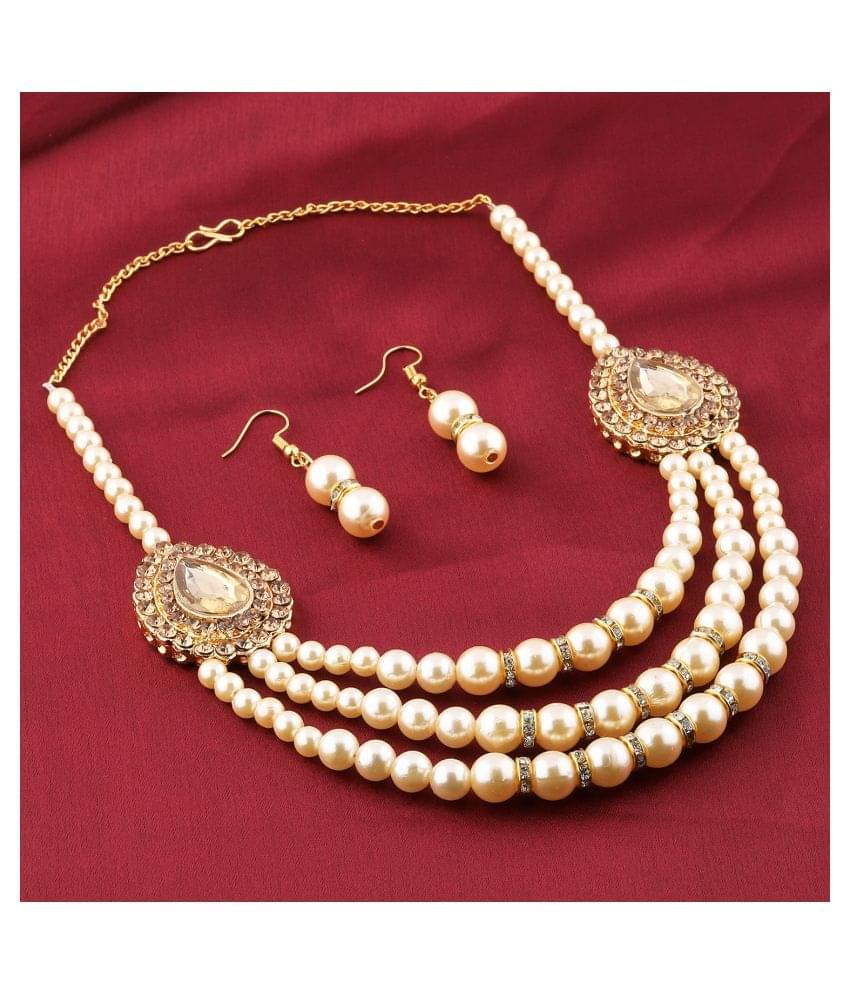     			Silver Shine Alloy Golden Traditional Necklaces Set Choker