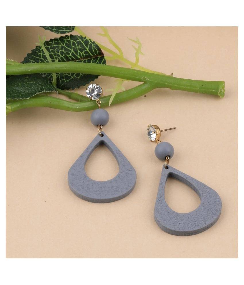     			SILVER SHINE Wonderful Attractive  Diamond Wooden Light Weight Dangle Earrings for Girls and Women.