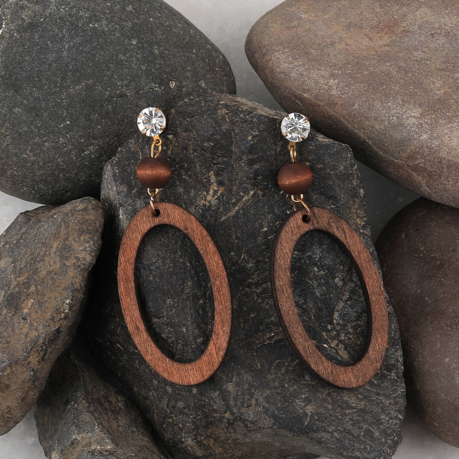     			SILVER SHINE Wonderful Attractive Diamond Wooden Light Weight  Earrings for Girls and Women.
