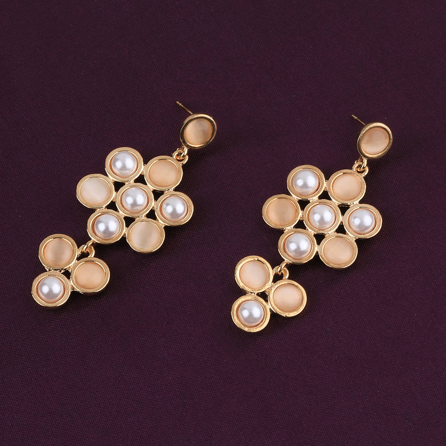     			SILVER SHINE Fashion Delicated Patry Wear Pearl Earring For Women Girl