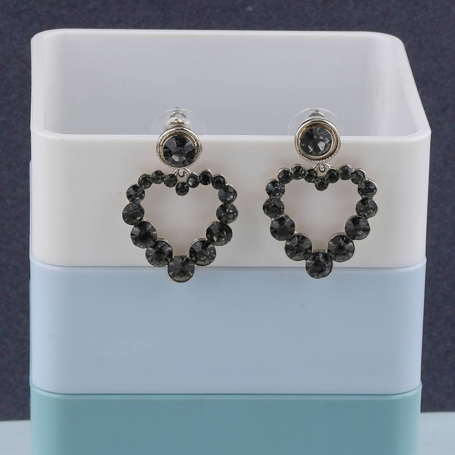     			SILVER SHINE Fashion Delicated Patry Wear Diamond Heart Shape Earring For Women Girl
