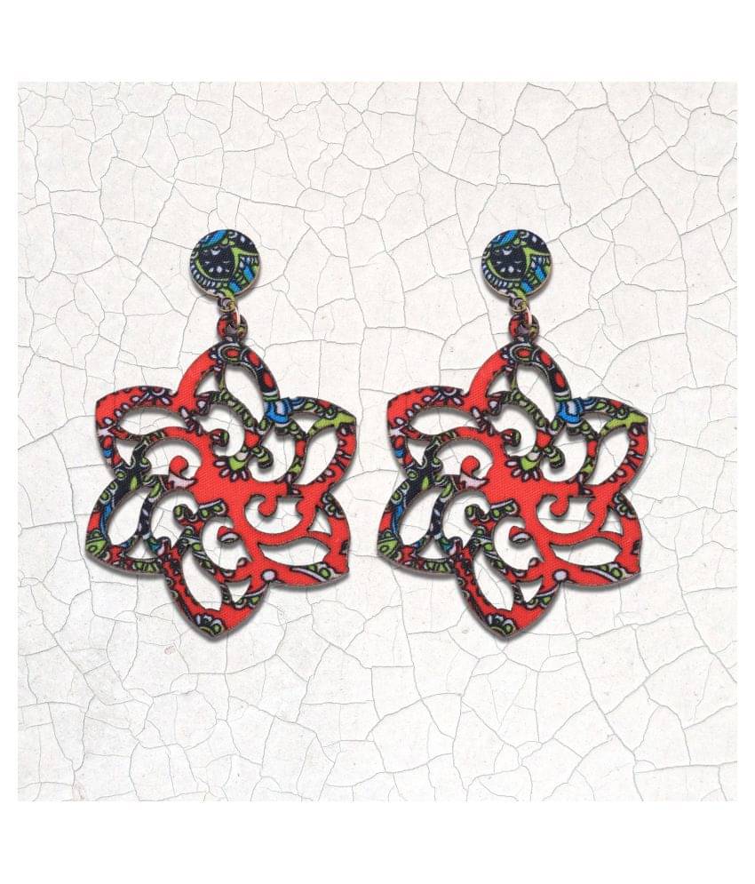 SILVER SHINE Attractive Wooden Light Weight Earrings for Girls and Women. SILVER SHINE Attractive Wooden Light Weight Earrings for Girls and Women.