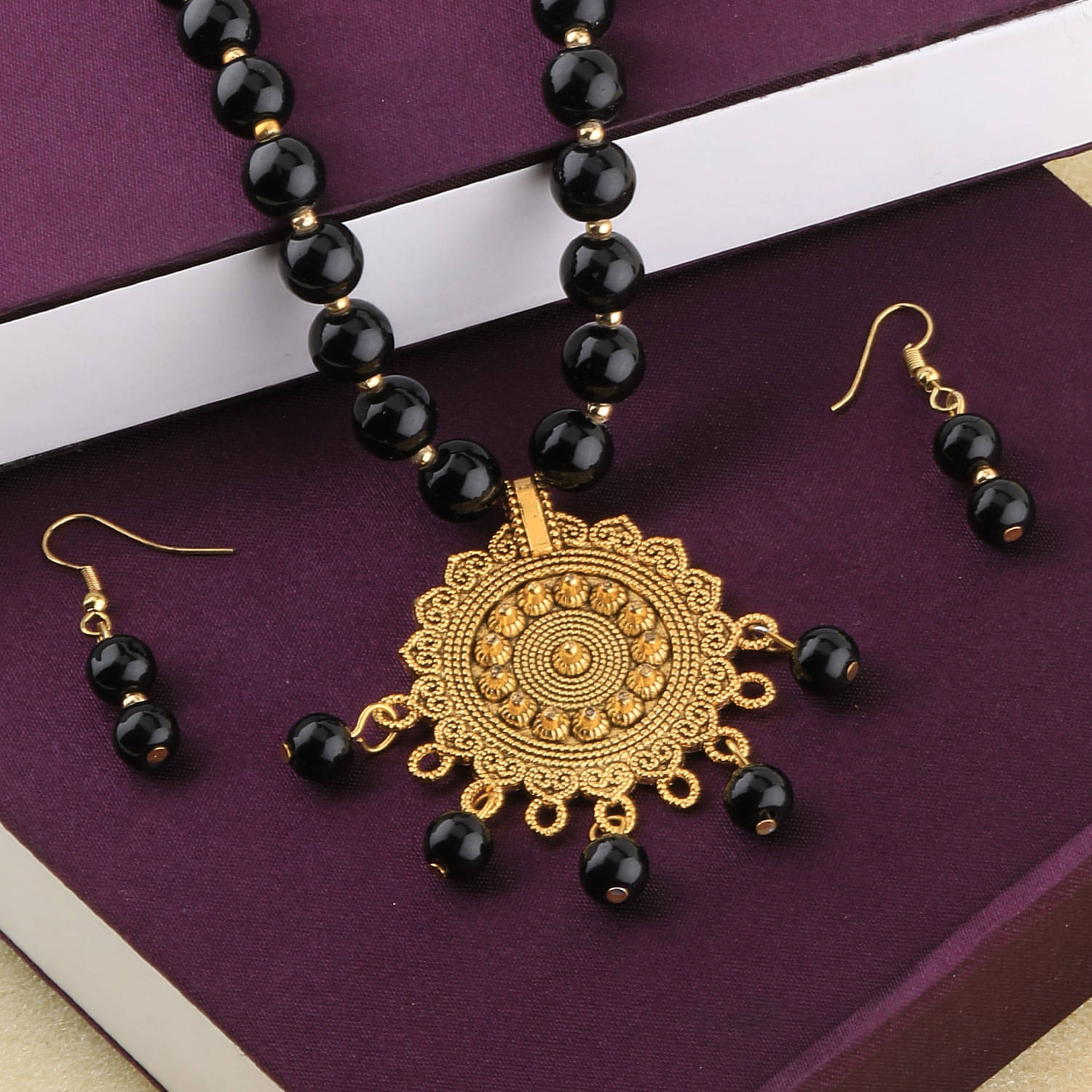 SILVERSHINE Delicate Gold Oxidised Pendant Black Pearl mala set for Women girl SILVERSHINE Delicate Gold Oxidised Pendant Black Pearl mala set for Women girl