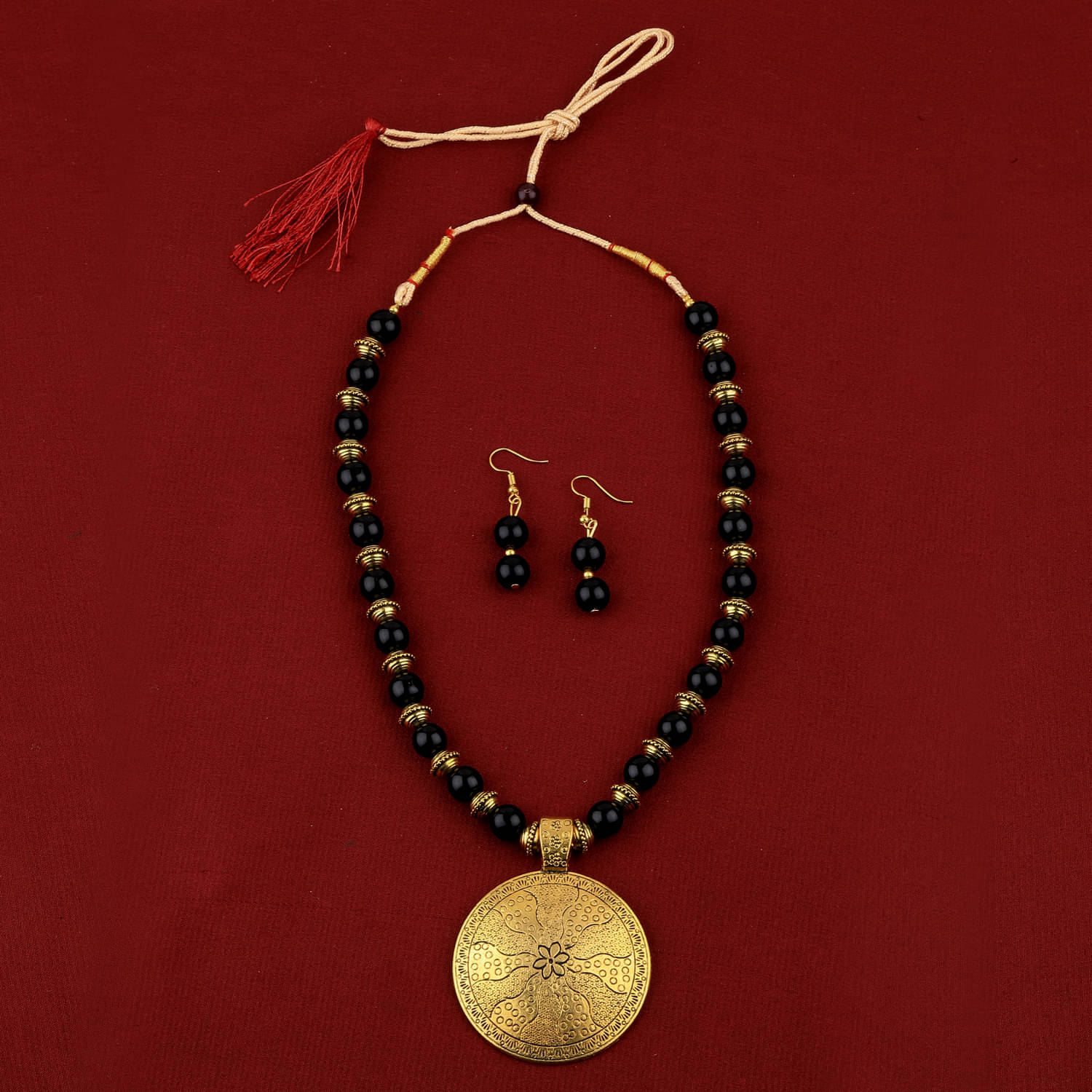 SILVERSHINE Stylish Designer Gold Oxidised Round Pendant Black Pearl mala set for Women girl SILVERSHINE Stylish Designer Gold Oxidised Round Pendant Black Pearl mala set for Women girl