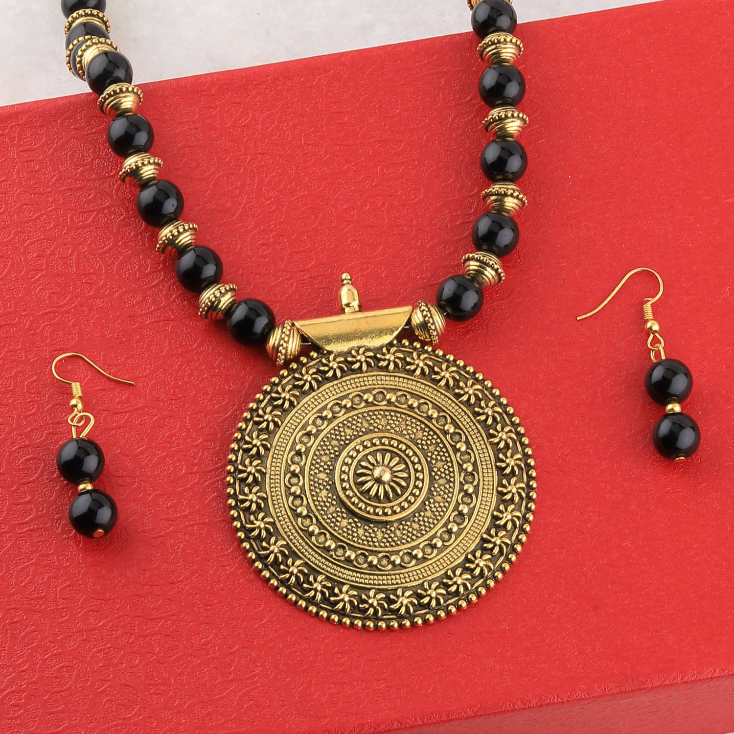     			Silver Shine Alloy Black Contemporary Contemporary/Fashion Antique