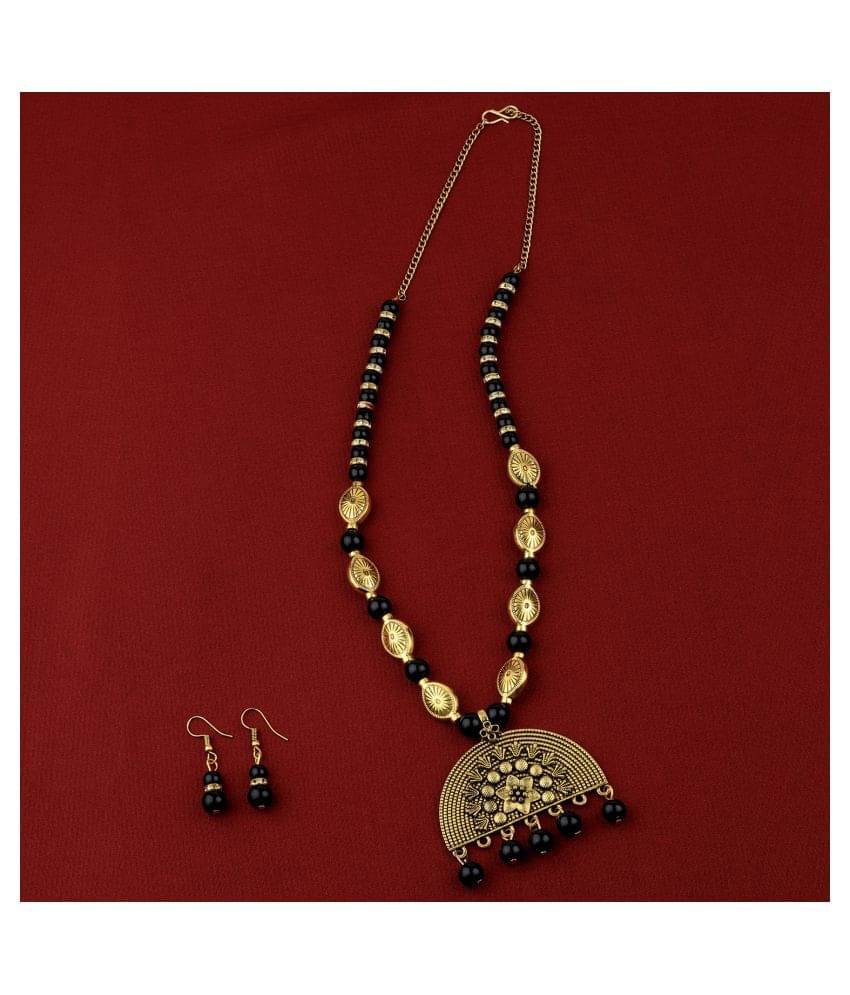     			SILVERSHINE Adjustable Attractive Gold Oxidised Half Circle Pendant Black Pearl mala set for Women girl