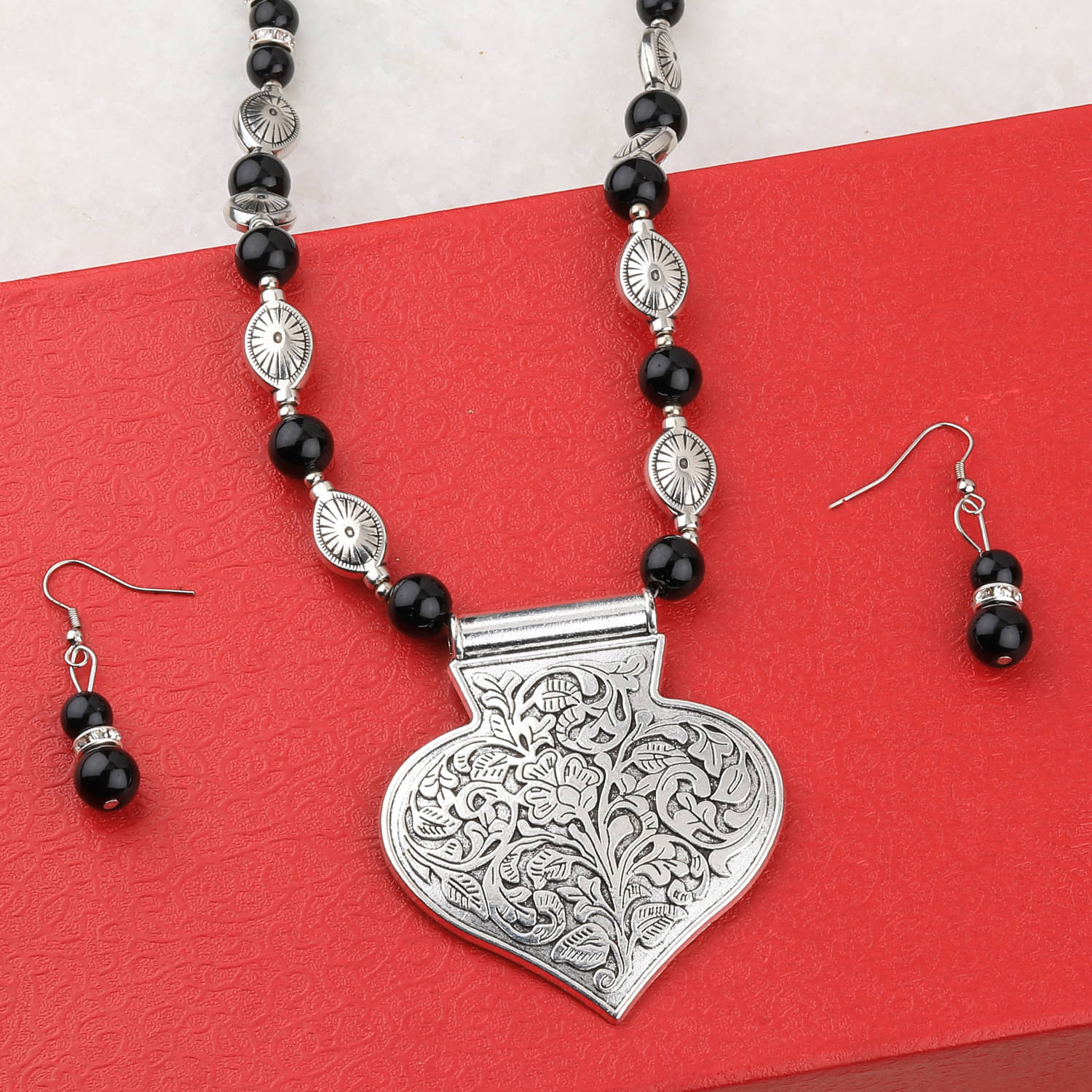 SILVERSHINE Adjustable Silver Plated With Black Pearl Pendant mala set for Women girl SILVERSHINE Adjustable Silver Plated With Black Pearl Pendant mala set for Women girl