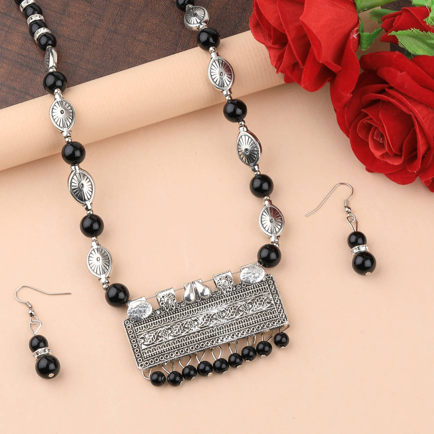 SILVERSHINE Adjustable Silver Plated With Black Pearl Pendant mala set for Women girl SILVERSHINE Adjustable Silver Plated With Black Pearl Pendant mala set for Women girl