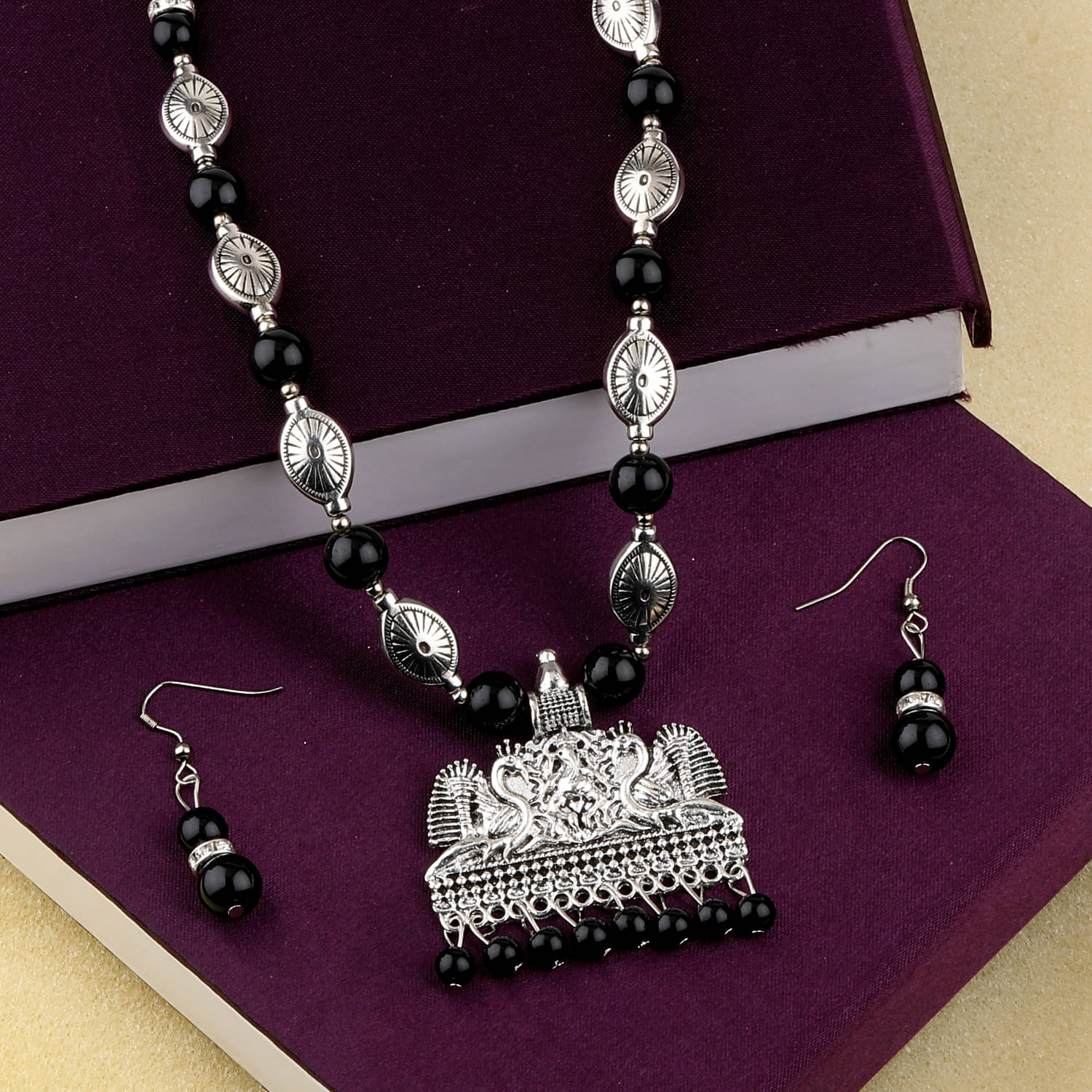 SILVERSHINE Adjustable Silver Plated With Black Pearl Designer Pendant mala set for Women girl SILVERSHINE Adjustable Silver Plated With Black Pearl Designer Pendant mala set for Women girl