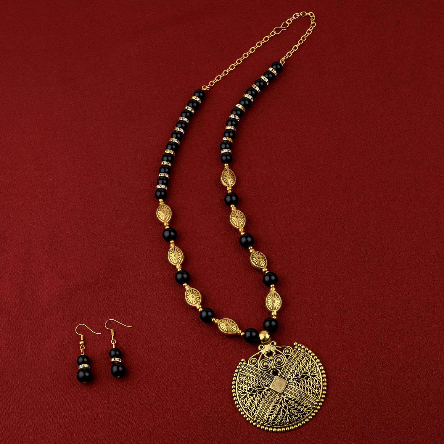 SILVERSHINE Designer Adjustable Fancy look Gold Oxidised Pendant Black Pearl mala set for Women girl SILVERSHINE Designer Adjustable Fancy look Gold Oxidised Pendant Black Pearl mala set for Women girl