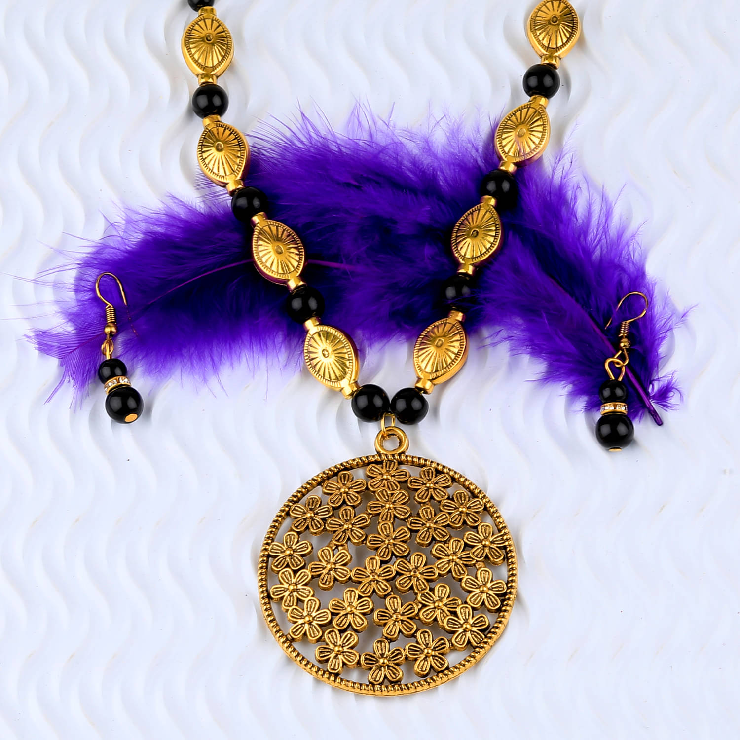 SILVERSHINE Designer Adjustable Gold Oxidised Flower Pendant Black Pearl mala set for Women girl     			SILVERSHINE Designer Adjustable Gold Oxidised Flower Pendant Black Pearl mala set for Women girl