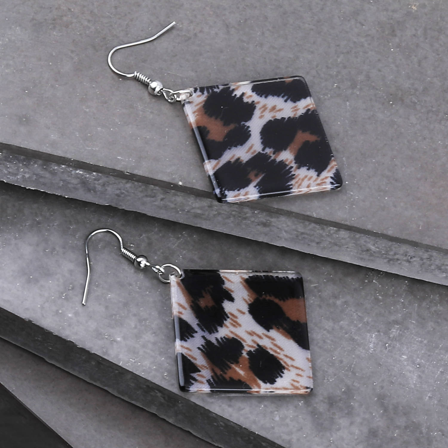    			SILVER SHINE Amzaing  Stylish  Party Wear Dangle Earring For Women Girl