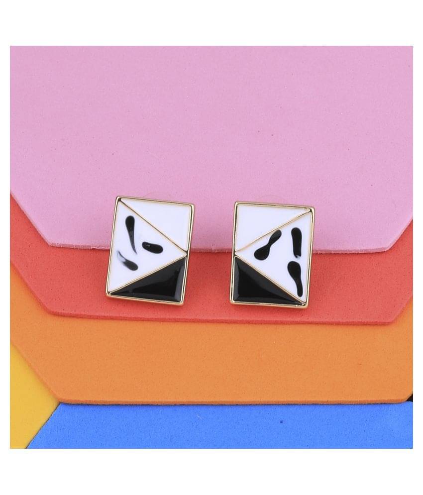 SILVER SHINE Stylish Party Wear Different Designe Studs Earring For Women Girl SILVER SHINE Stylish Party Wear Different Designe Studs Earring For Women Girl