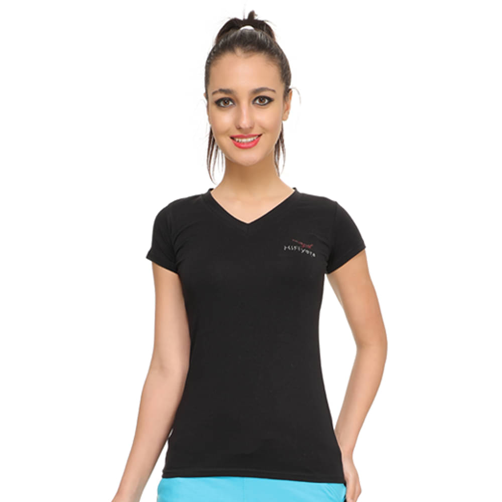 Hiflyers Women Cotton Solid Regular Fit Round Neck T-Shirt ( Black )     			Hiflyers Women Cotton Solid Regular Fit Round Neck T-Shirt ( Black )