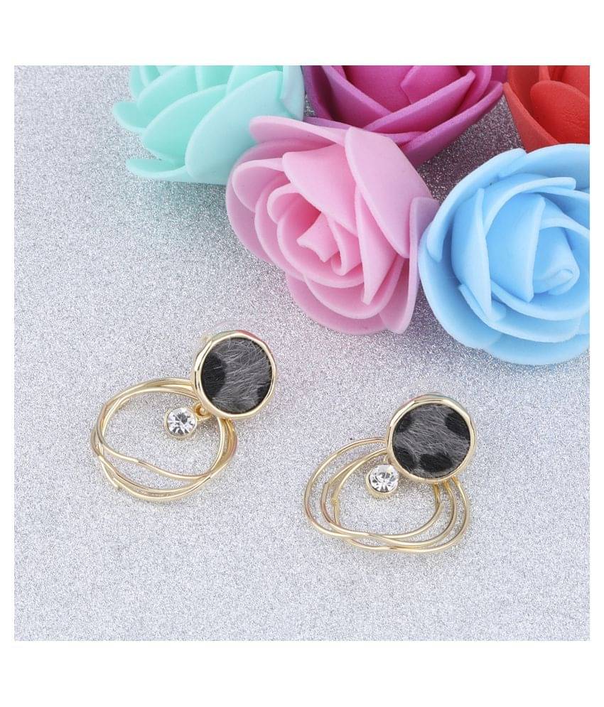 SILVER SHINE Amzaing  Gold Plated Stylish  Party Wear Stud Earring For Women Girl     			SILVER SHINE Amzaing  Gold Plated Stylish  Party Wear Stud Earring For Women Girl